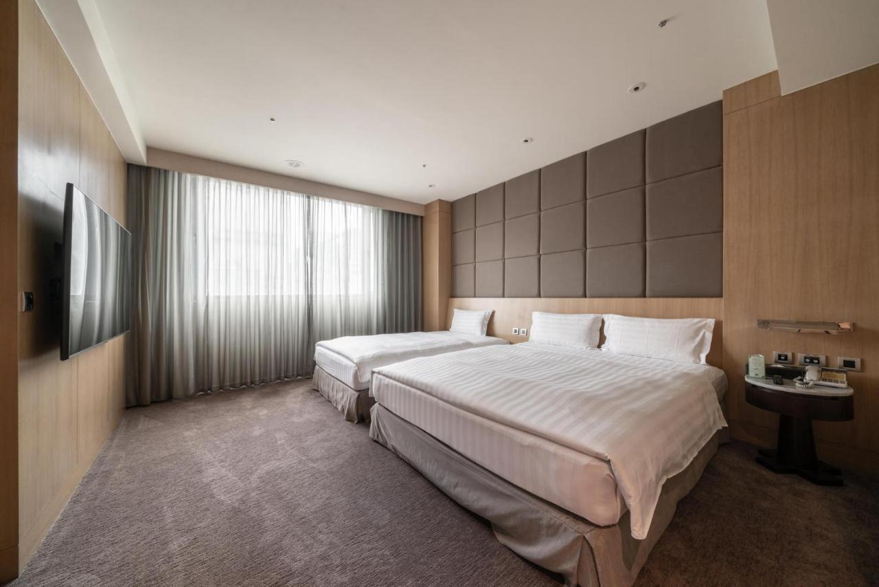 Taipung Suites Tainan Exterior foto